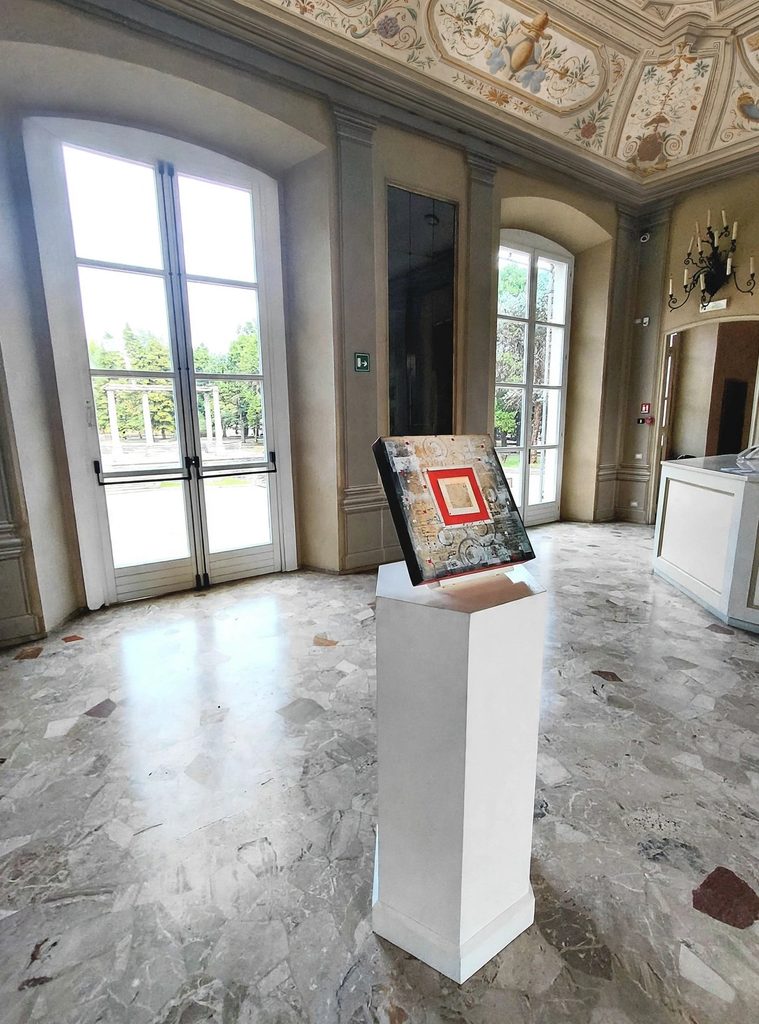 L'opera Soglia del doppio di Roberto Floreani esposta nella mostra La via astratta alla GASC di Milano